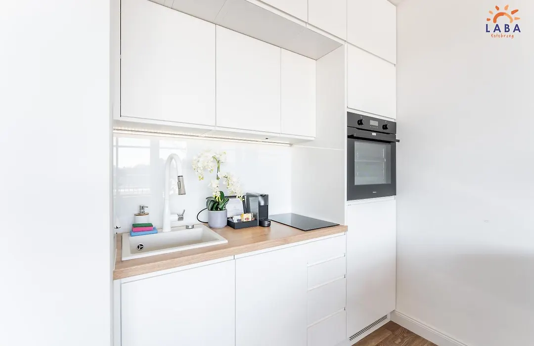 LABA Kołobrzeg Royal Tulip Sand apartament prywatny, Basen w CENIE, Schwimmbad im PREIS-1